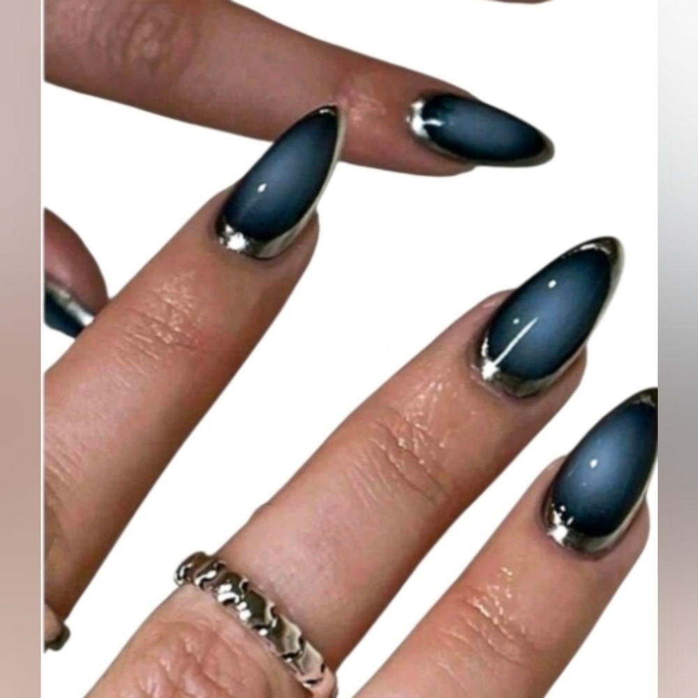 Elegant Black and Silver Nail Polish